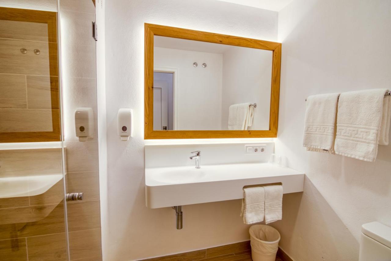 Hostal La Isla Mahón Dış mekan fotoğraf