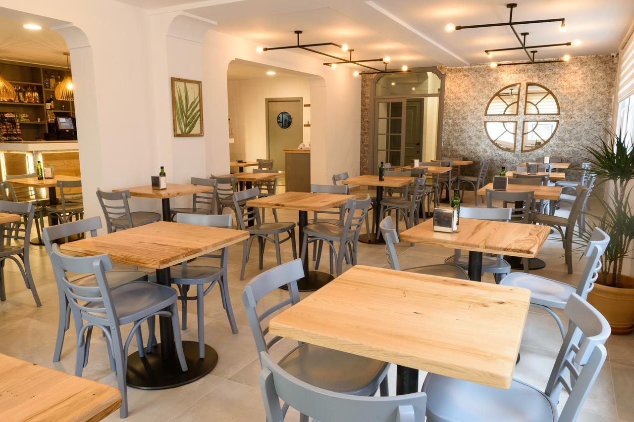 Hostal La Isla Mahón Dış mekan fotoğraf