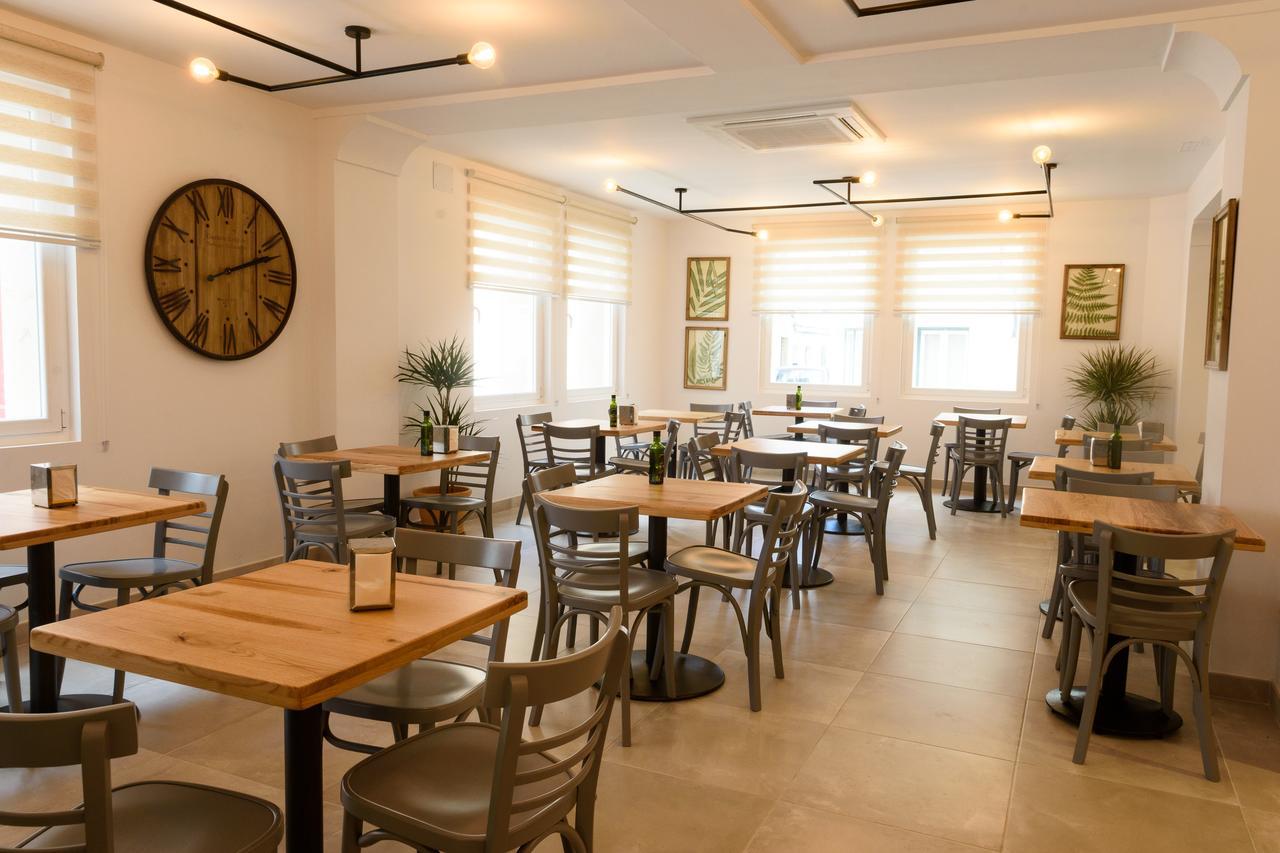 Hostal La Isla Mahón Dış mekan fotoğraf